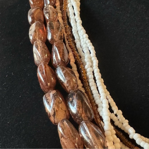 ✨2 for $30✨ Earthy Multistrand Root Beer Speckled White Seed Bead Necklace - Picture 10 of 11